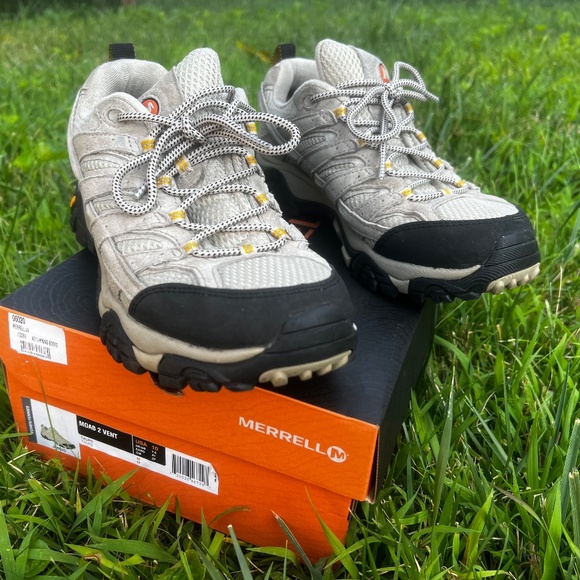 Hiking Boots - Picture 1 of 5